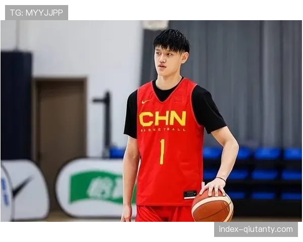 北京首钢全队飞抵沈阳,曾凡博称已做好准备应对辽宁锋线群